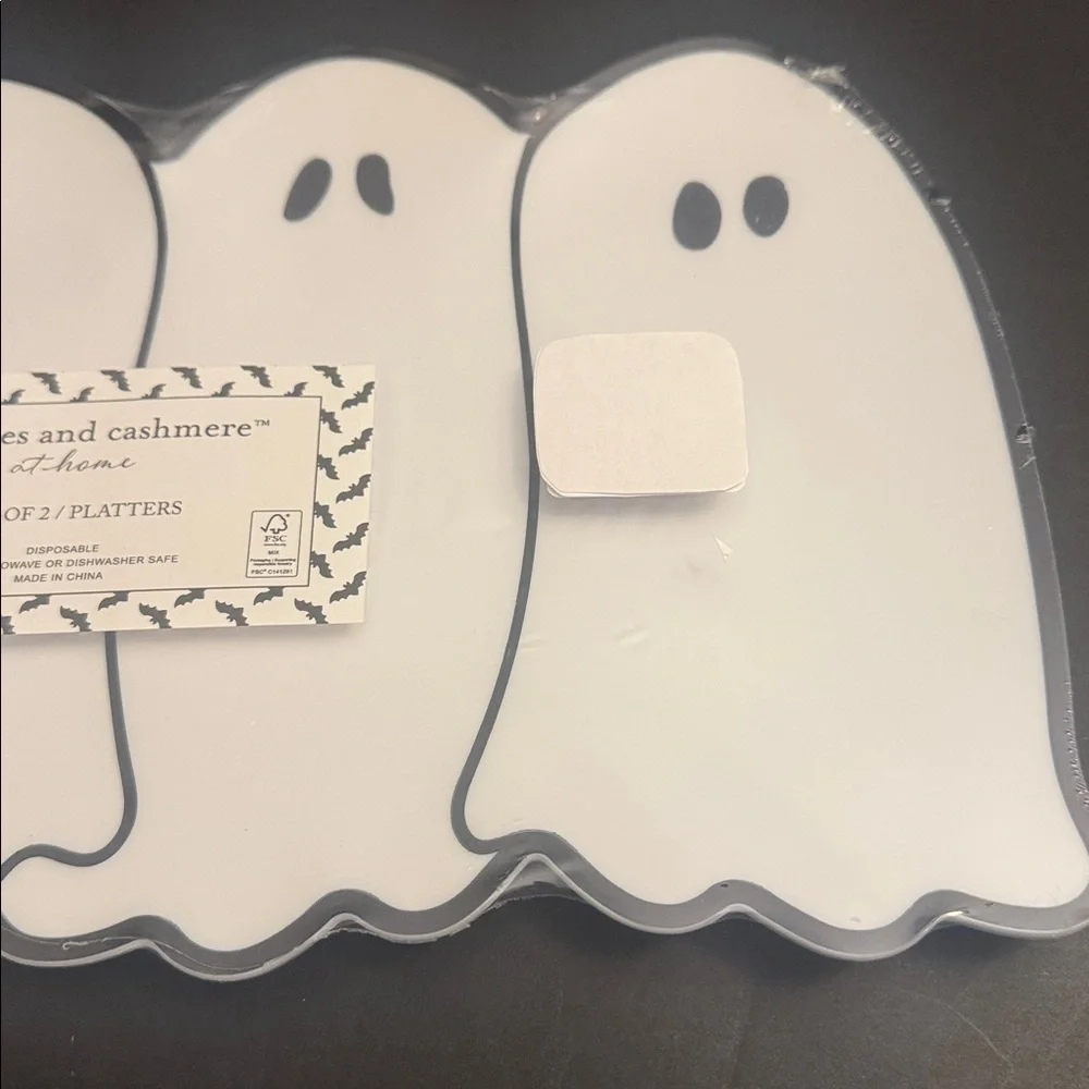 2pc Cupcakes & Cashmere Disposable Ghost Platter Set - White